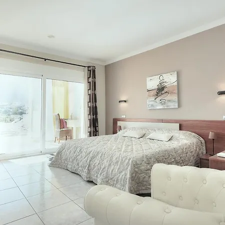 Luxury 5-bed Near The Beach * Denia